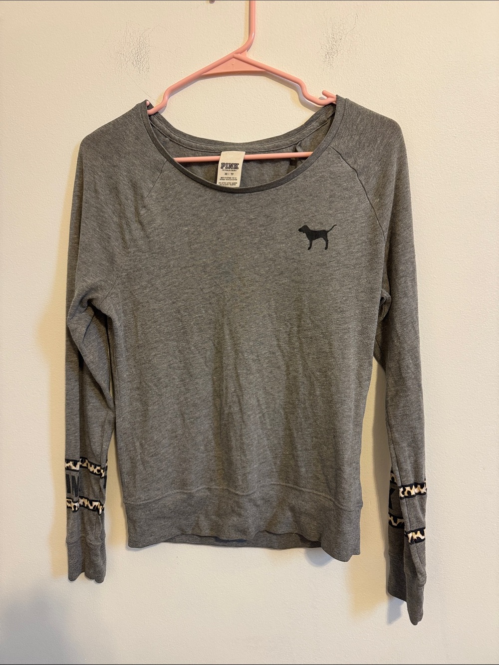 PINK Victoria's Secret Gray Crewneck Pullover with Dog Logo